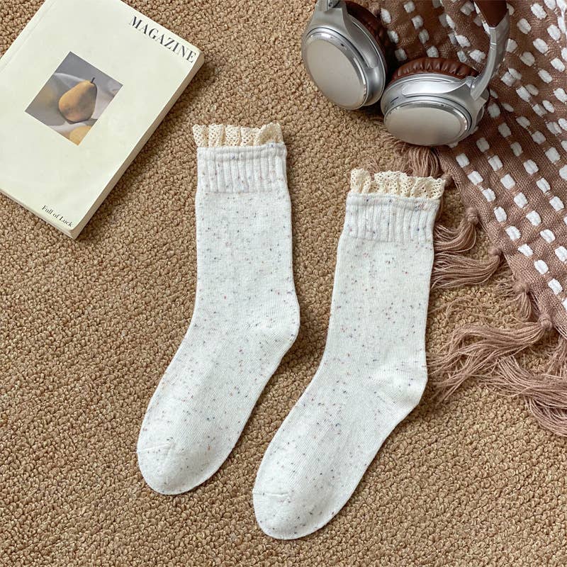 Retro lace dot yarn mid-tube women's socks soft waxy socks: Gray