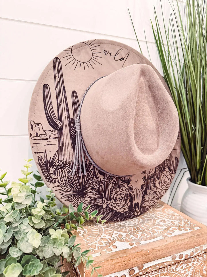 Engraved Desert Scene Hat : Mocha