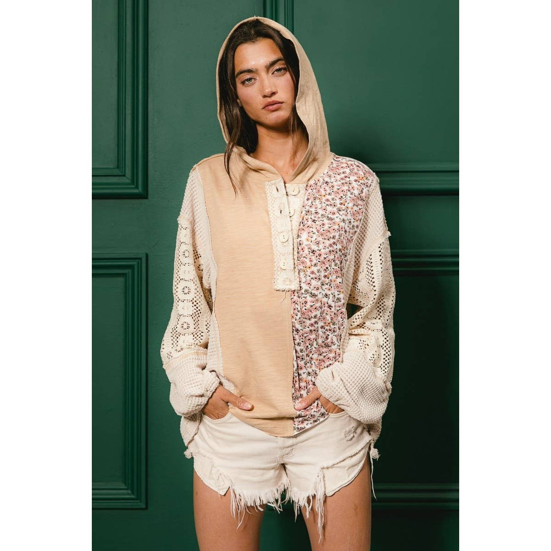 SLUB JERSEY WITH LACE COMBO BUTTONED HOODIE TOP