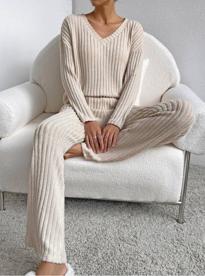 Ribbed Knit Long Sleeve Lounge Pajama Set: Khaki
