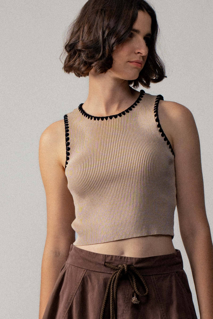 Scalloped Ribbed Knit Crop Top: KHAKI / S-2/M-2/L-2