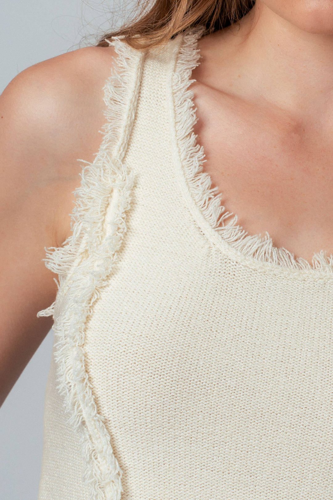 Frayed Trim Textured Knit Sleeveless Top: IVORY