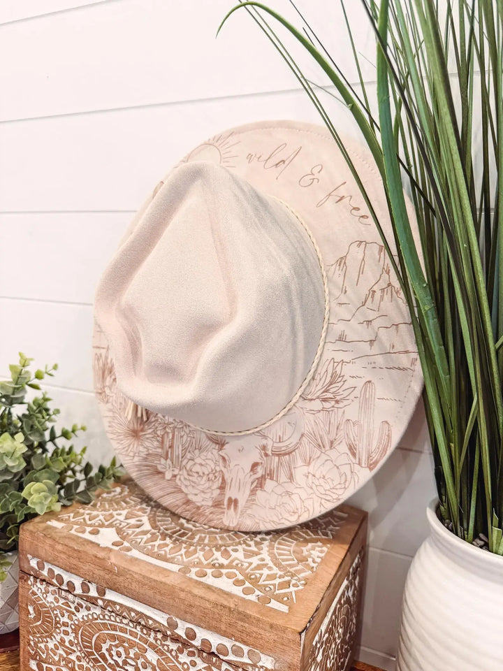 Desert Engraved Arrow Hat: Black