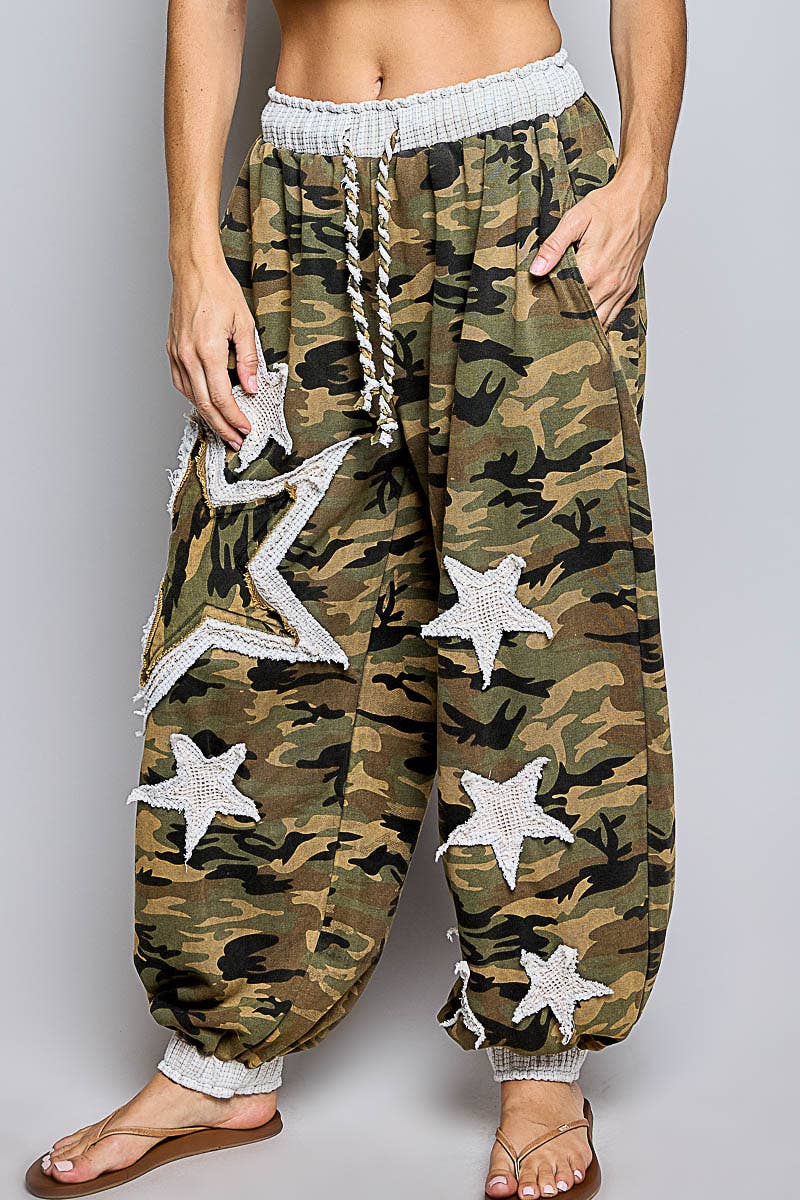 Vintage Floral Camo Star Patch French Terry Wide-Leg Pants