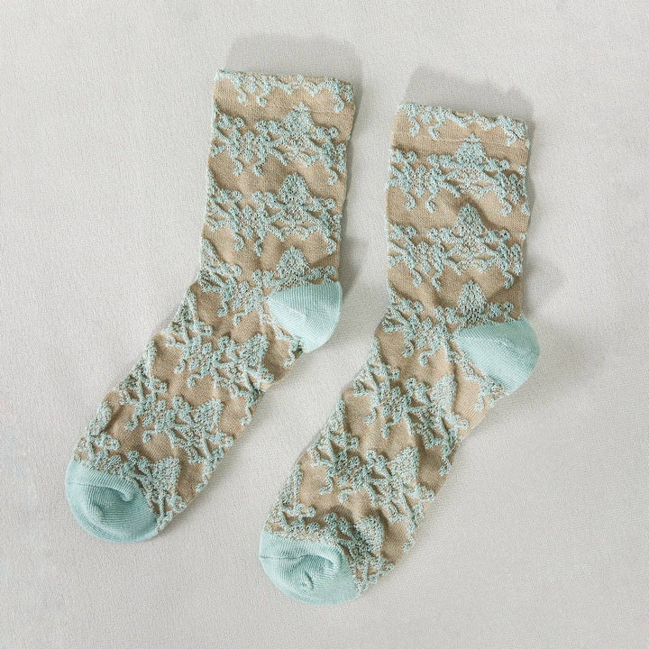 Rufia - Retro Embossed Women's Socks: 5 / One Size