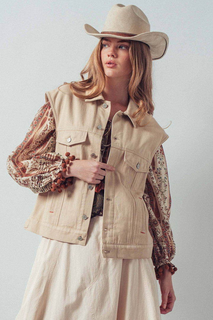 Western Sunset Embroidered Denim Vest: OATMEAL / S-2/M-2/L-2