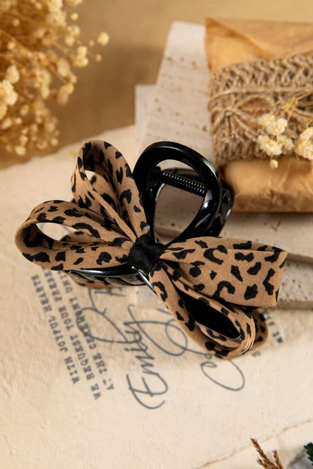 Leopard Bow Applique Plastic Hair Claw Clip: Chestnut / ONE SIZE
