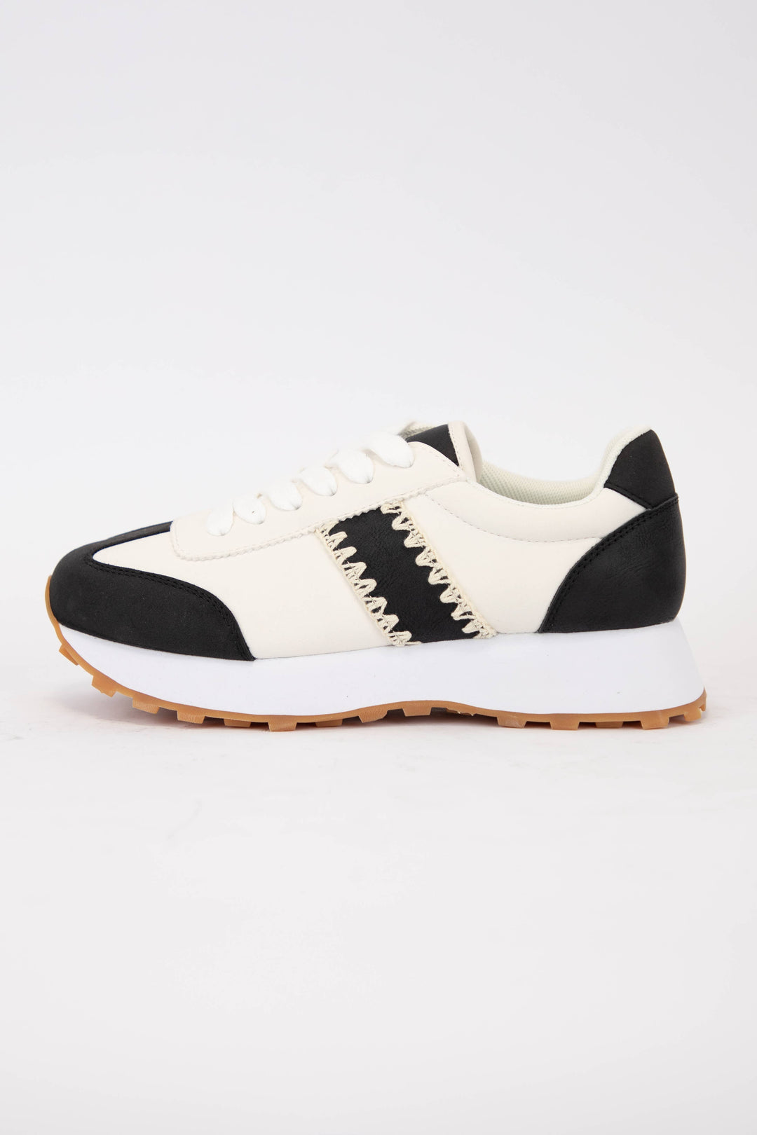 POETRY STITCHED EDGE DESIGN LIGHTWEIGHT SNEAKERS: BLACK / 8.5