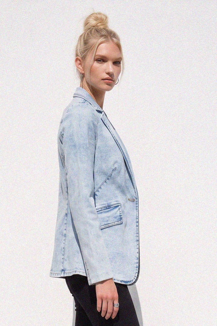 PREMIUM STRUCTURED LINED DENIM BLAZER